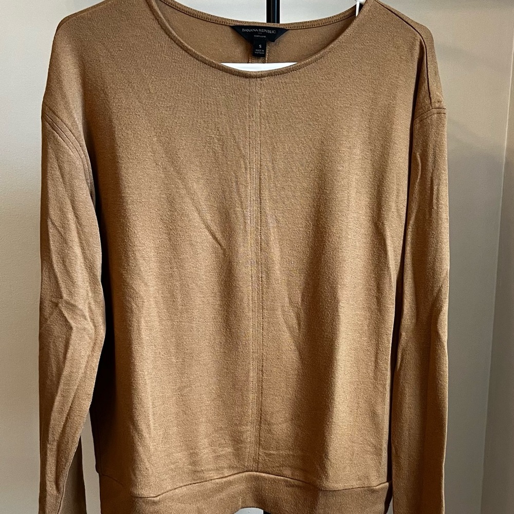 Banana Republic Tan Sweater